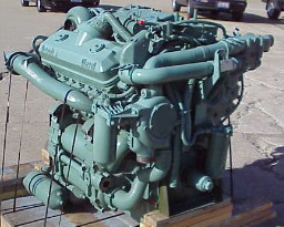 Detroit 8V71T engine