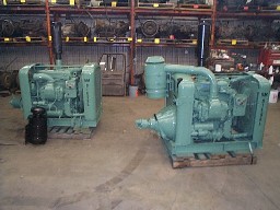 Detroit 4-71 engine